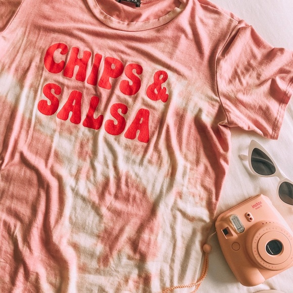 SOLD OUT✨Chips & Salsa Graphic Tee - Picture 2 of 8